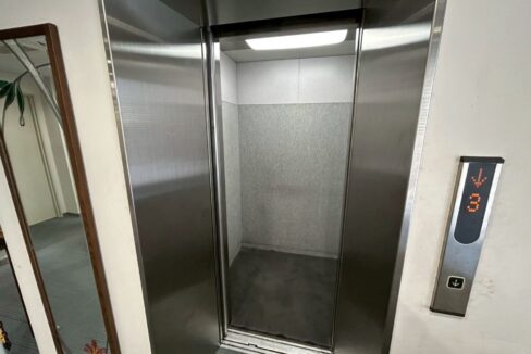 toda_elevator_02